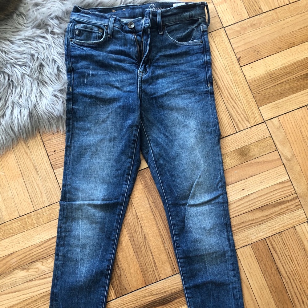 H&M Shaping&Denim Fringed Hem Jeans